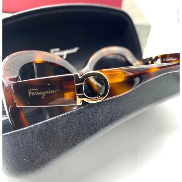 Salvatore Ferragamo SF728S 214 135 Women Sunglasses Case & Box Tortoise‎ brown - Picture 5 of 7